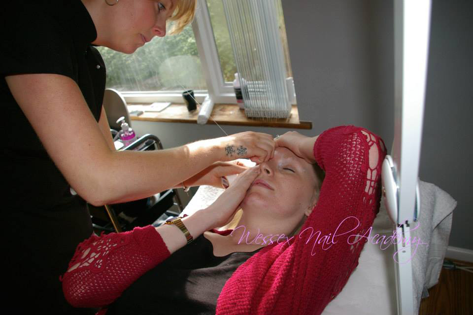 Threading Courses, Nail extension training, nail training course, Wessex Nail Academy Okeford Fitzpaine, Dorset